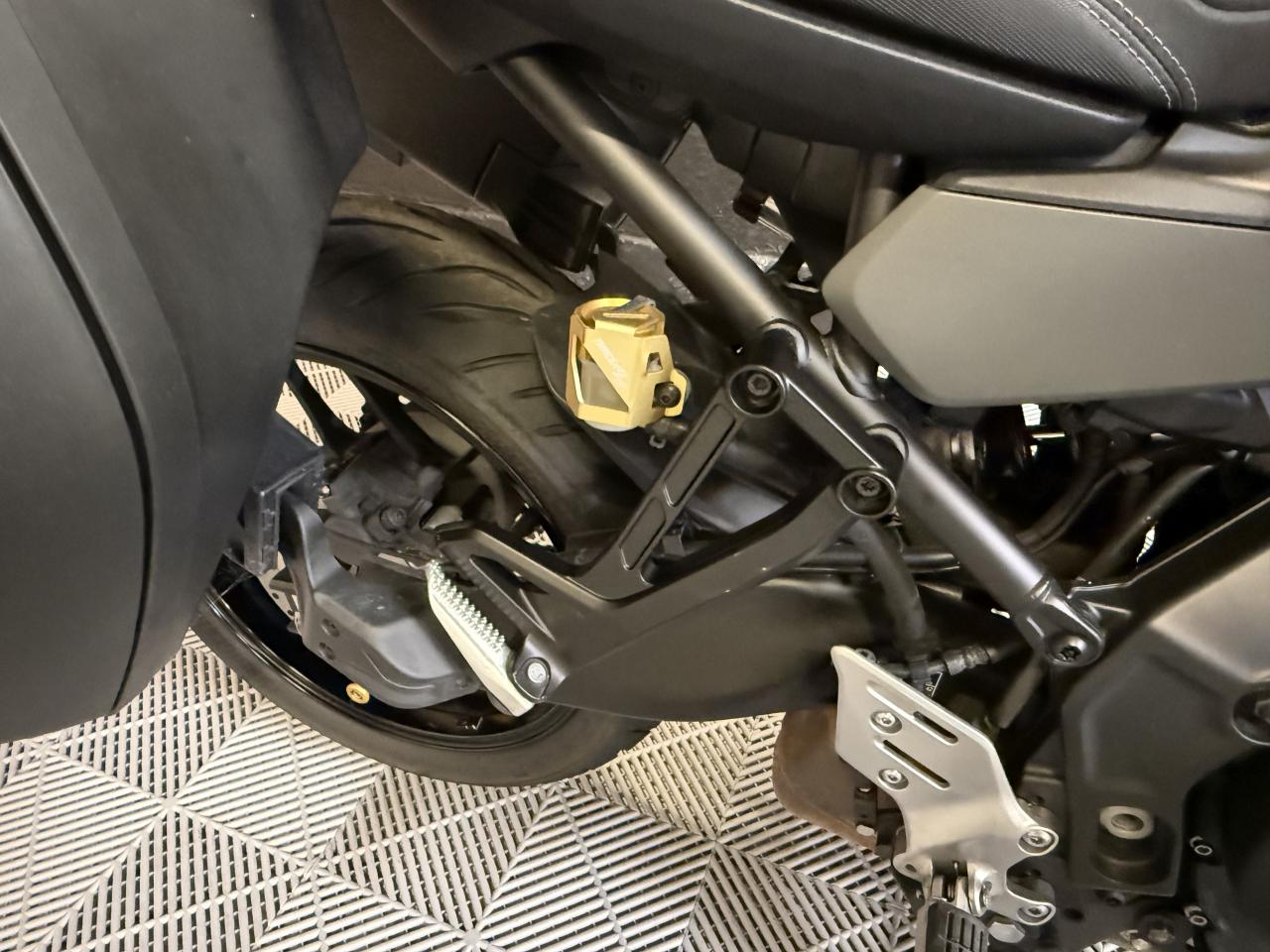 Thumbnail 12