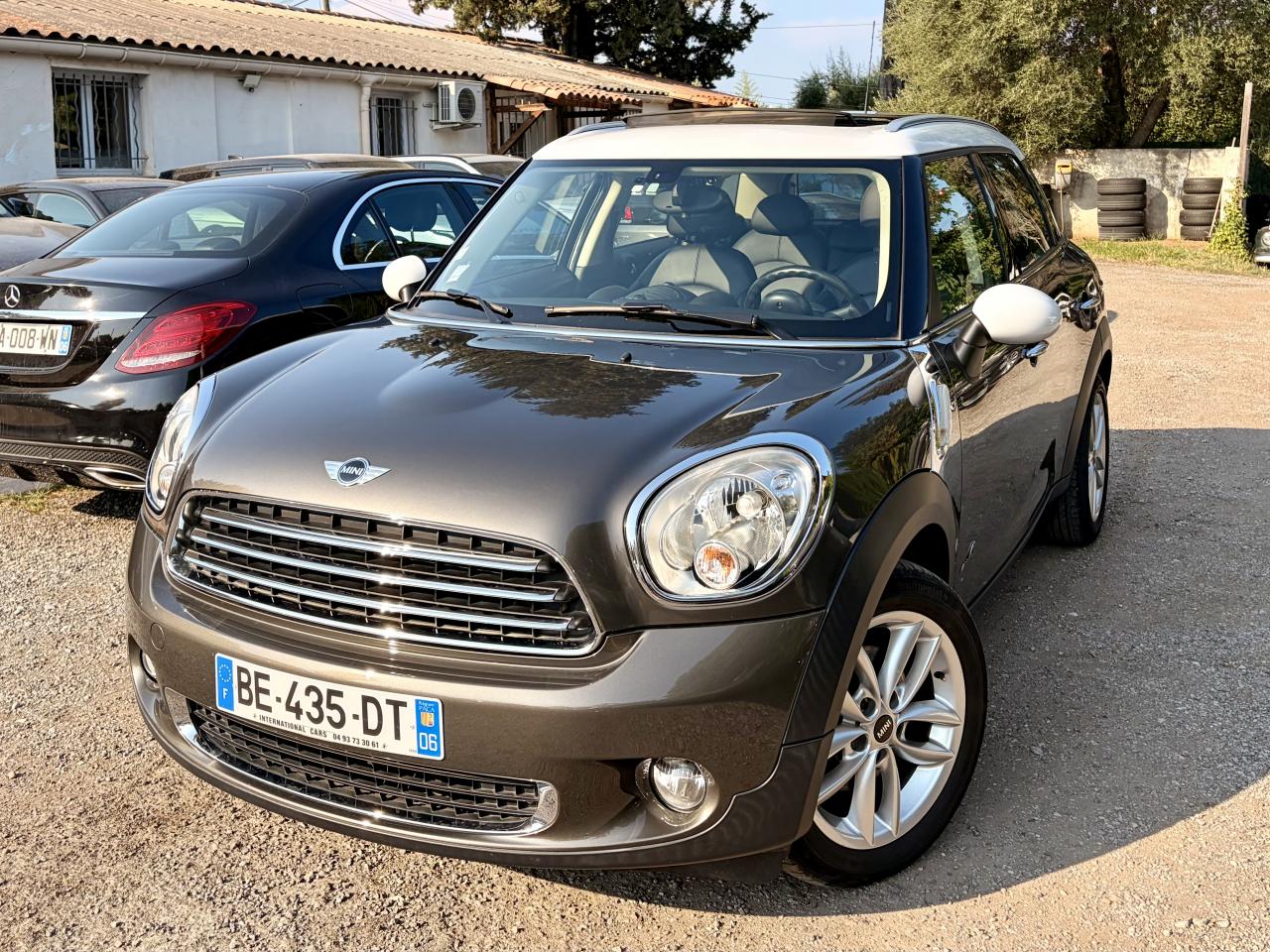 MINI COUNTRYMAN