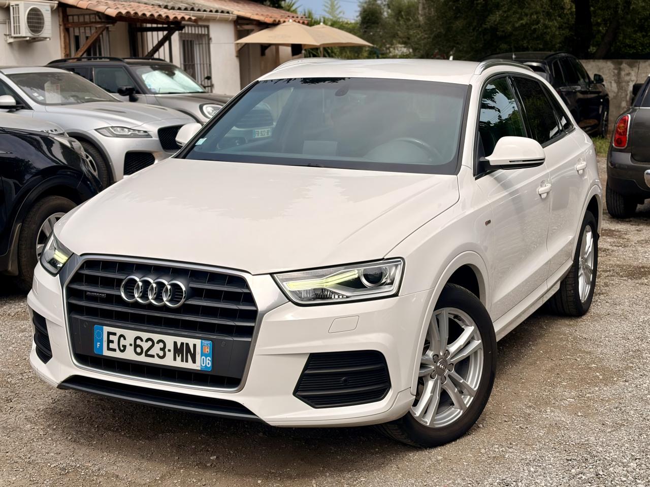 AUDI Q3