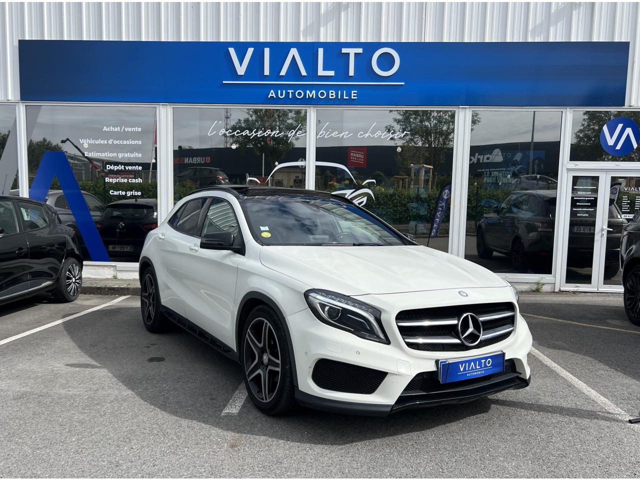 MERCEDES GLA