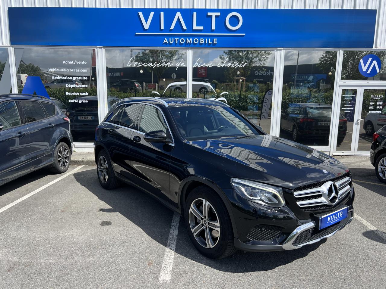 MERCEDES GLC