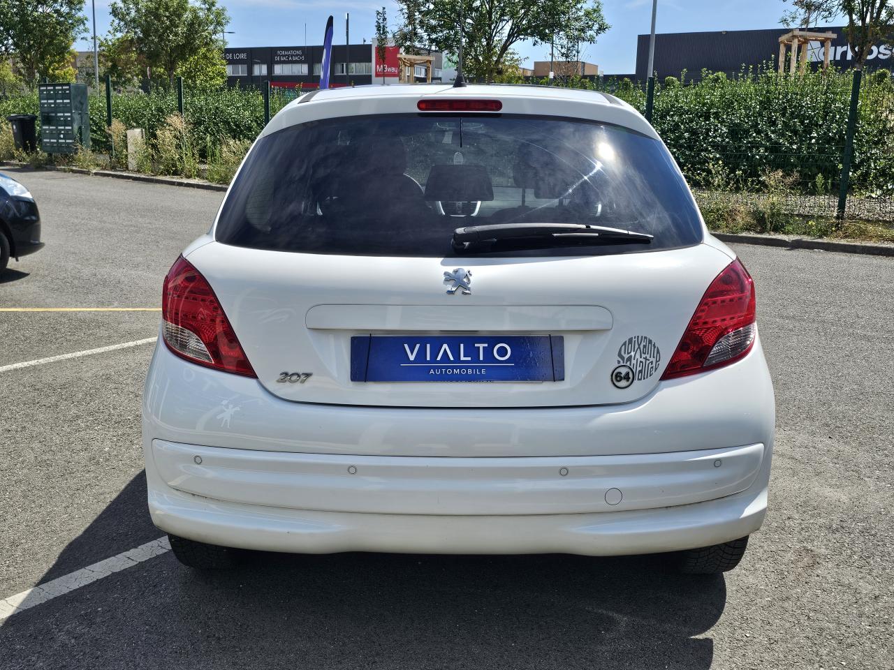Thumbnail 10