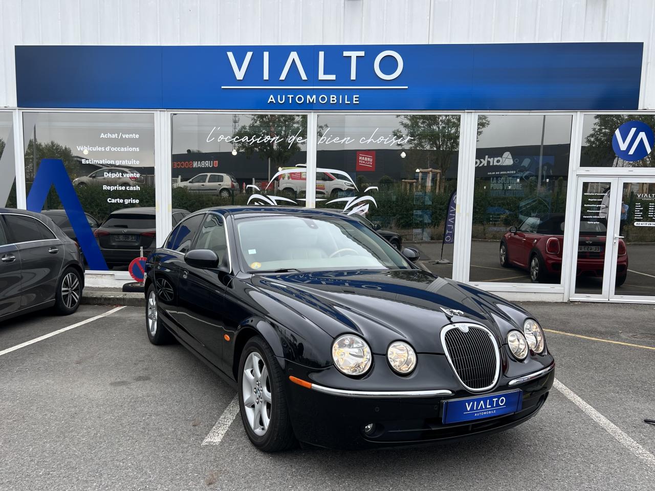 JAGUAR S-TYPE