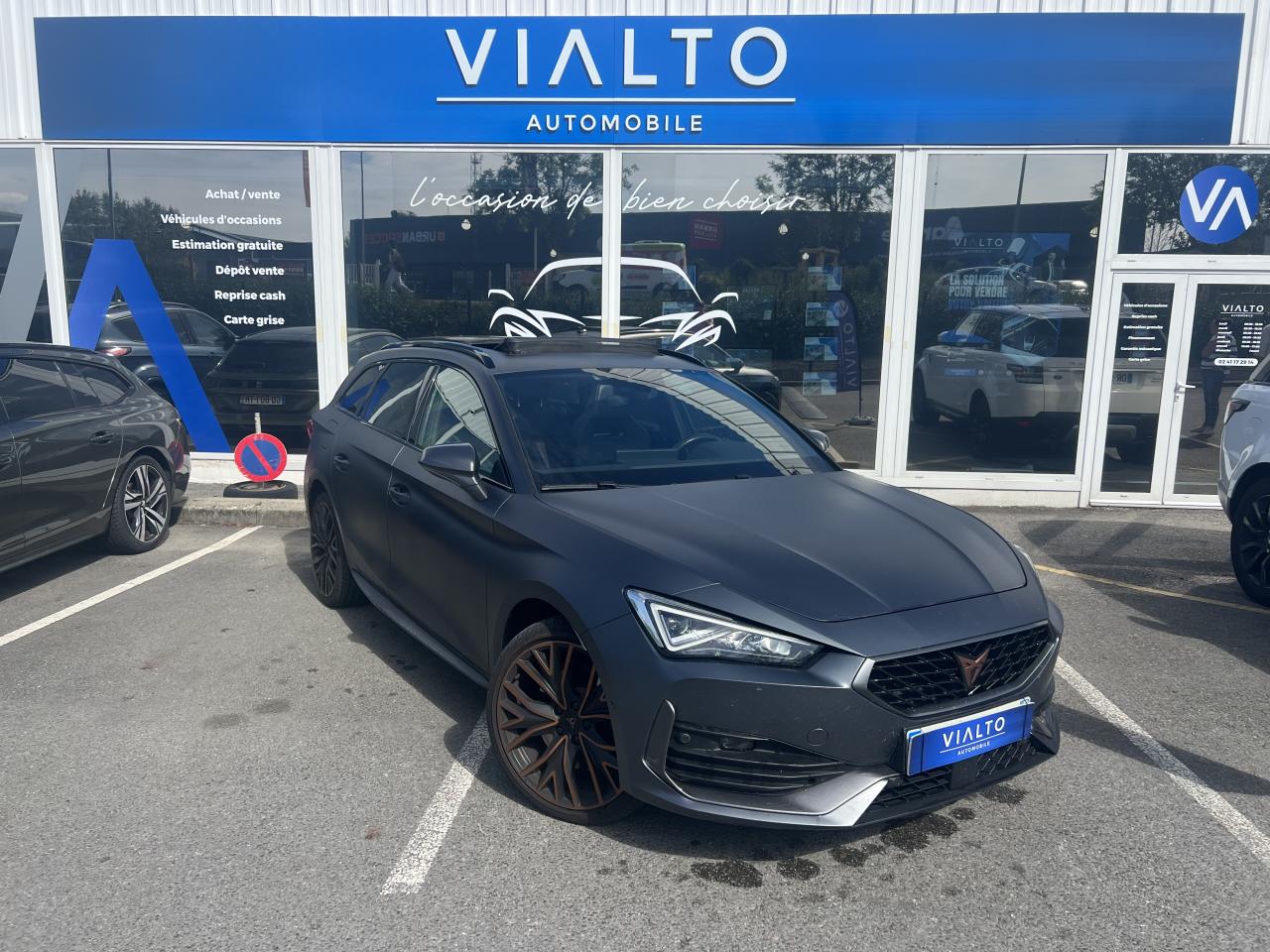 CUPRA Leon Sportstourer 1.4 e-Hybrid - 245CV - DSG 6  - TOIT OUVRANT - SIEGE CHAUFFANT - ENTRETIENT SEAT