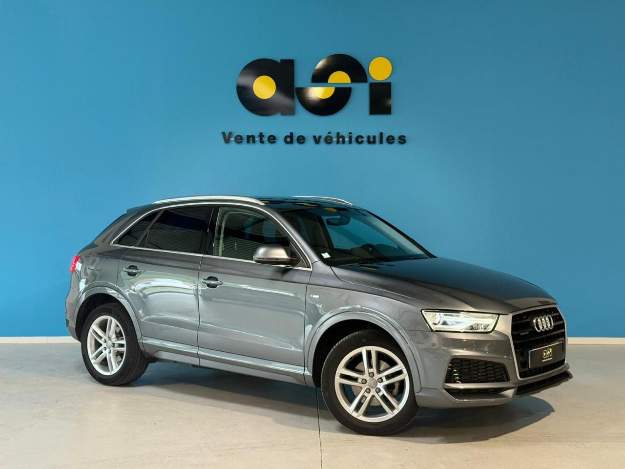 AUDI Q3