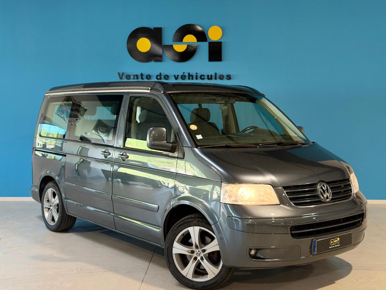 VOLKSWAGEN TRANSPORTER