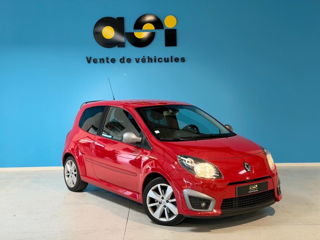 RENAULT TWINGO