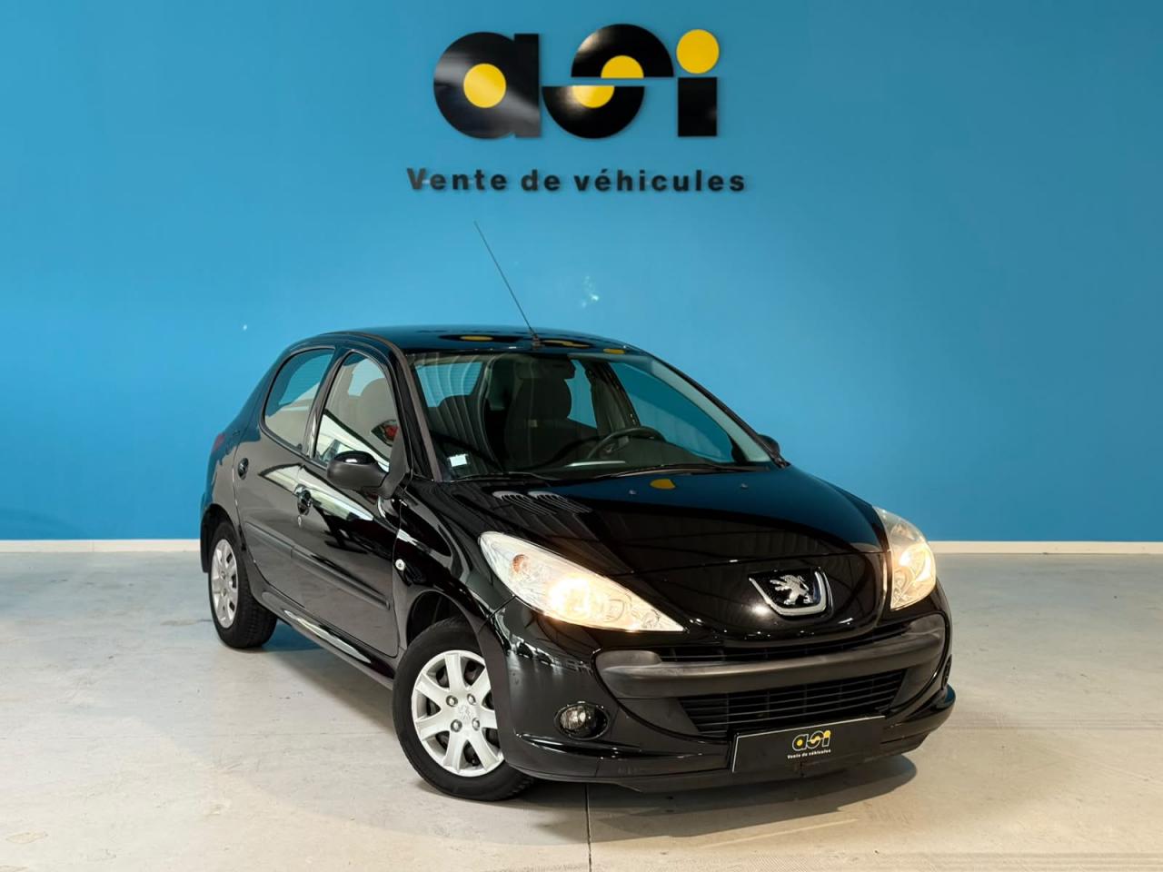 PEUGEOT 206 + 1.4i + BERLINE Trendy