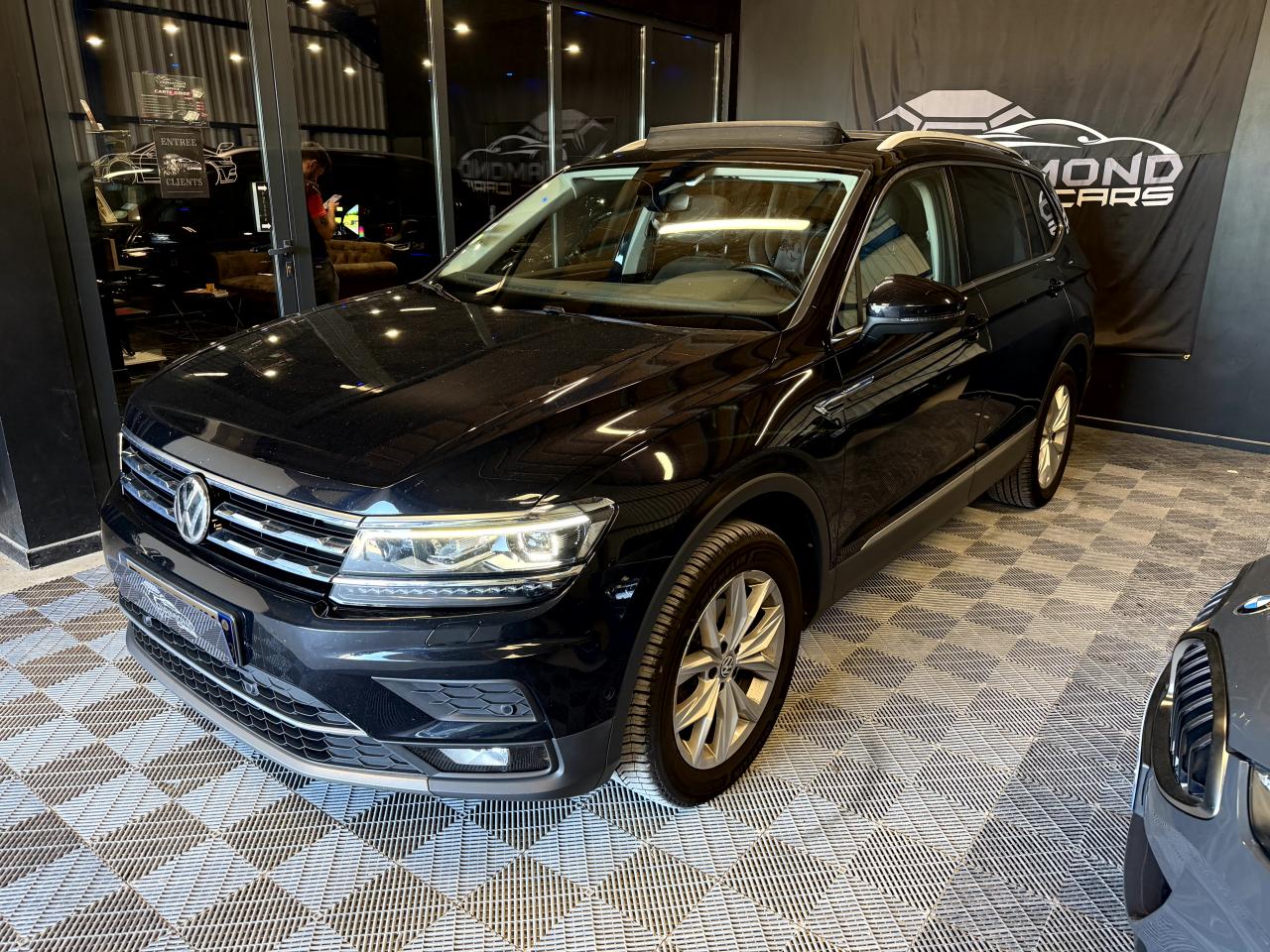 VOLKSWAGEN TIGUAN ALLSPACE