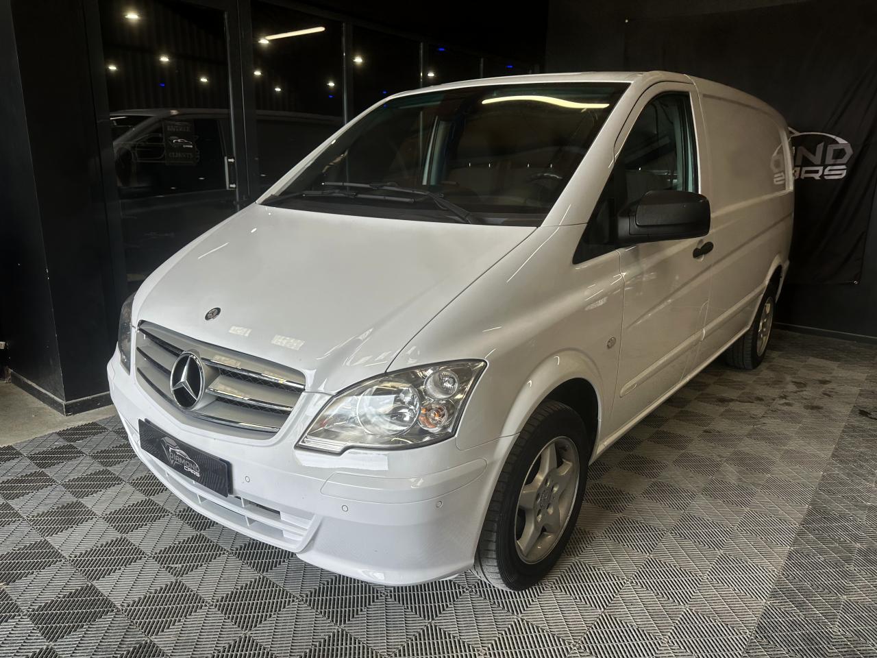 MERCEDES VITO