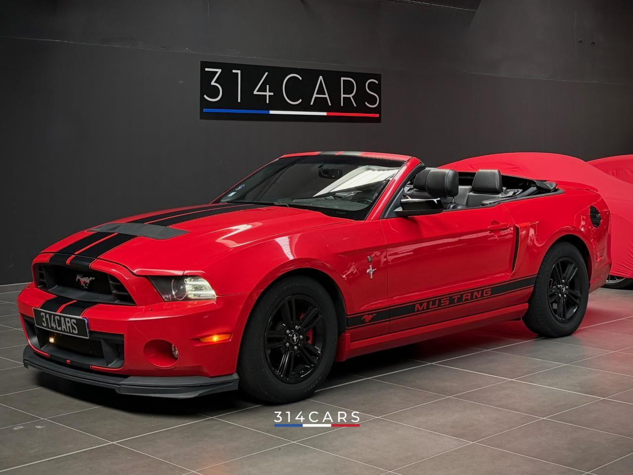 FORD MUSTANG