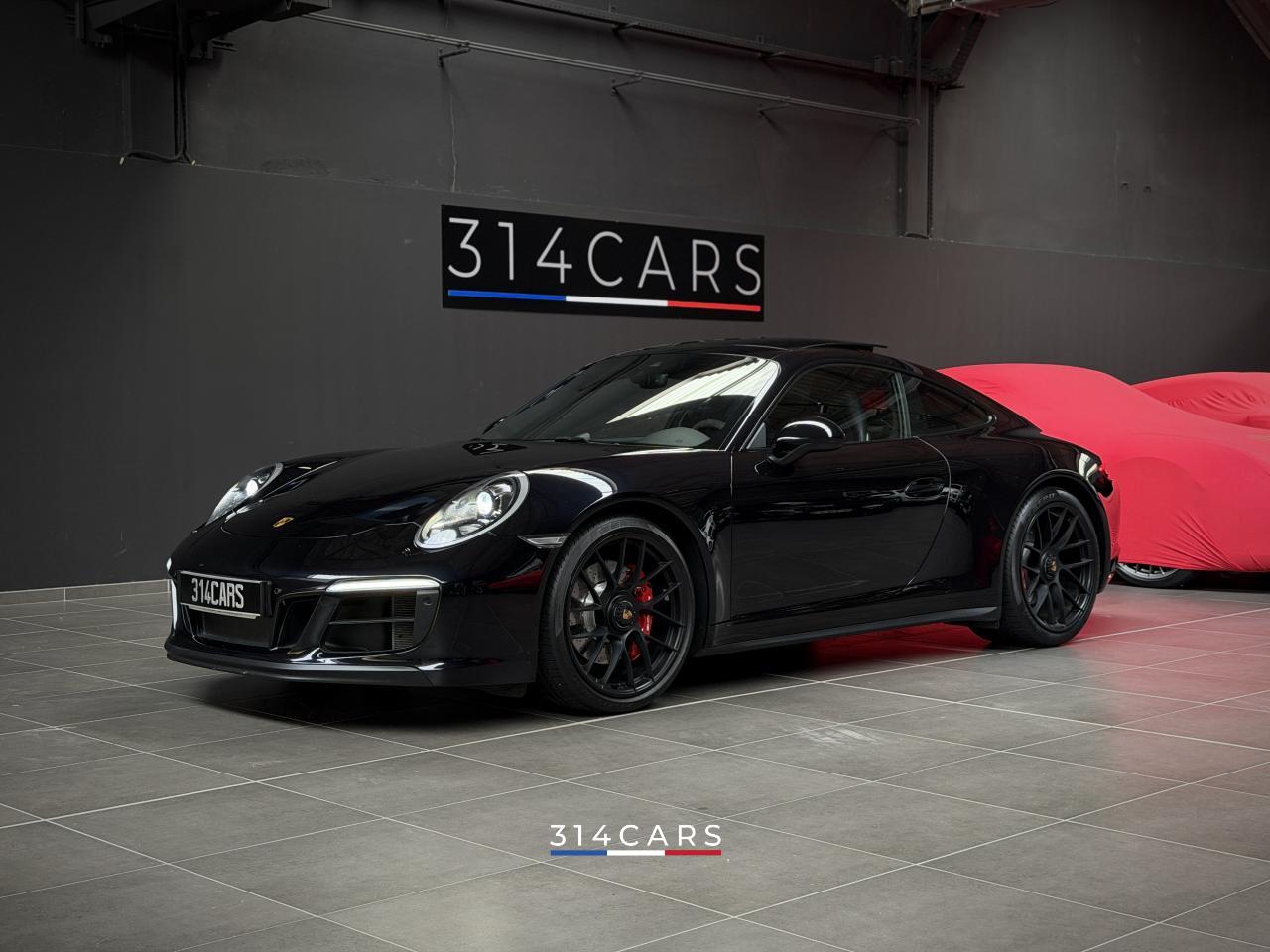 PORSCHE 911