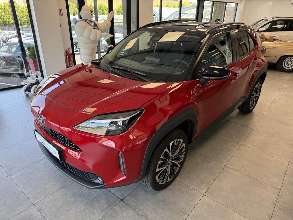 TOYOTA YARIS CROSS