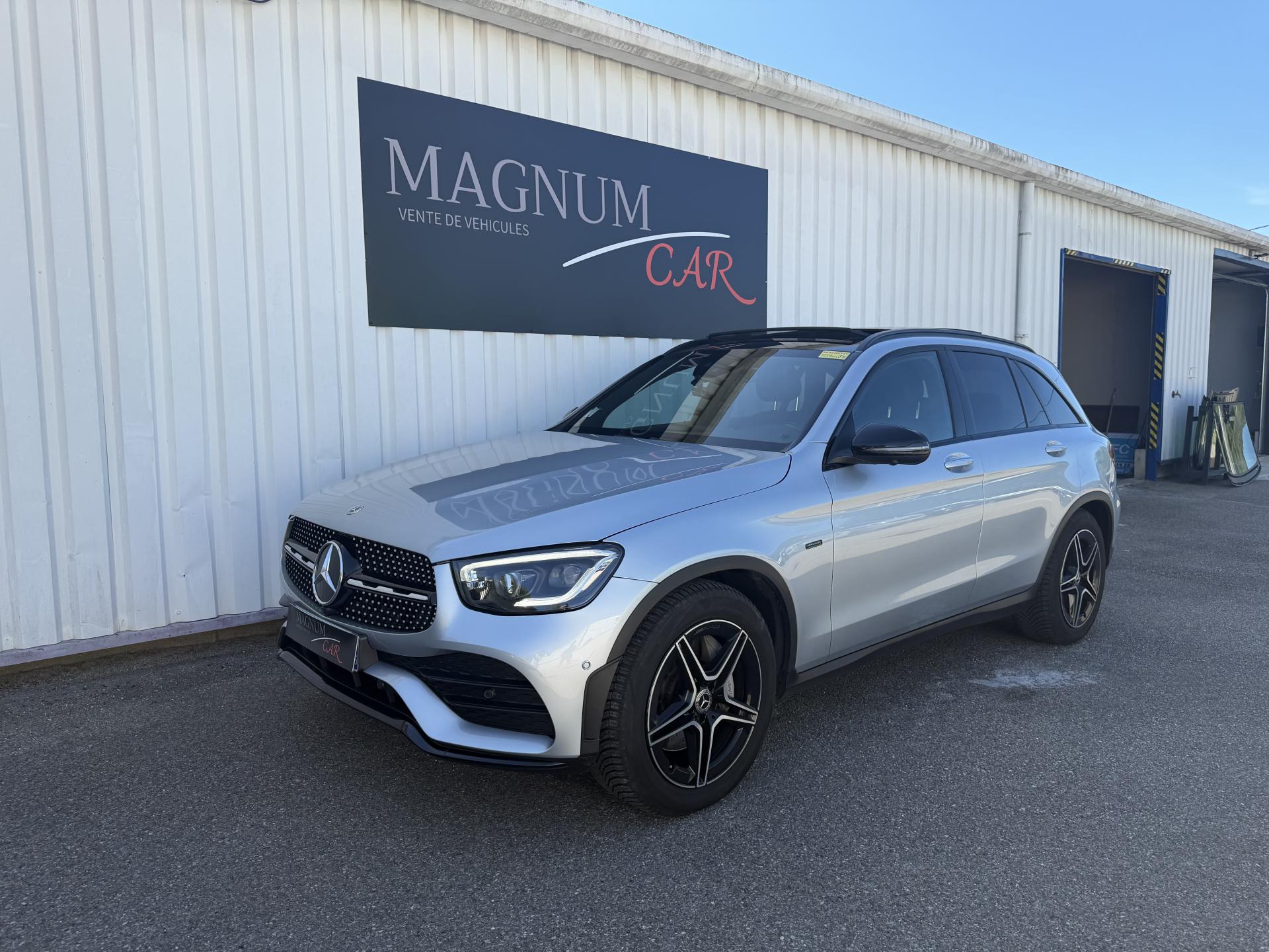 MERCEDES GLC