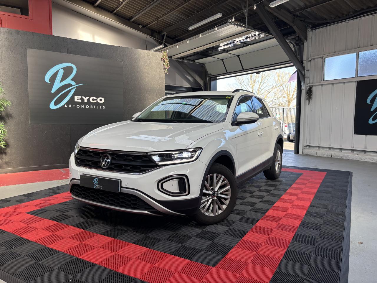 VOLKSWAGEN T-ROC