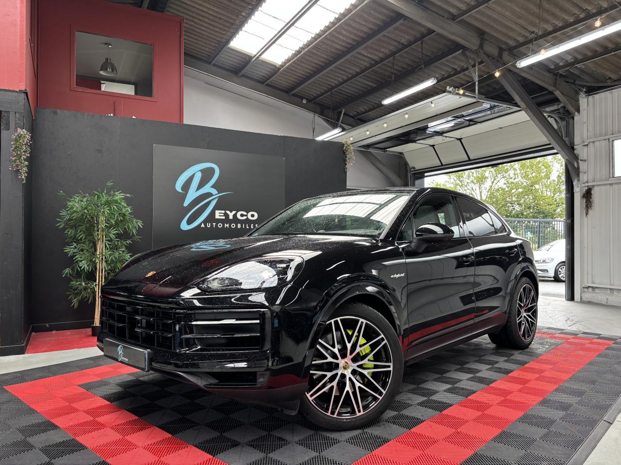 PORSCHE CAYENNE