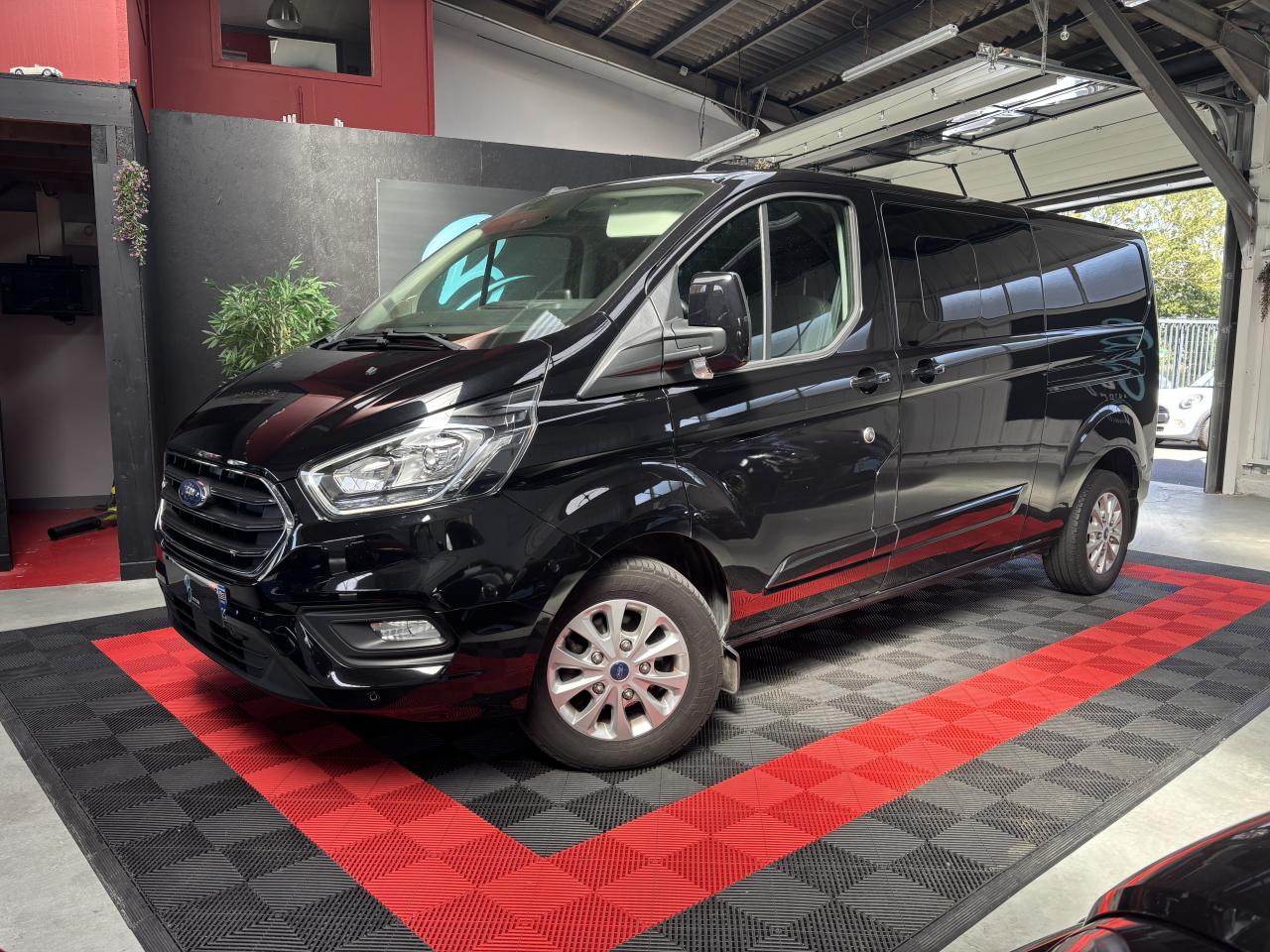 FORD TRANSIT 2.0 ECOBLUE 170 Ch BVA CABINE APPROFONDIE - GARANTIE 6 MOIS