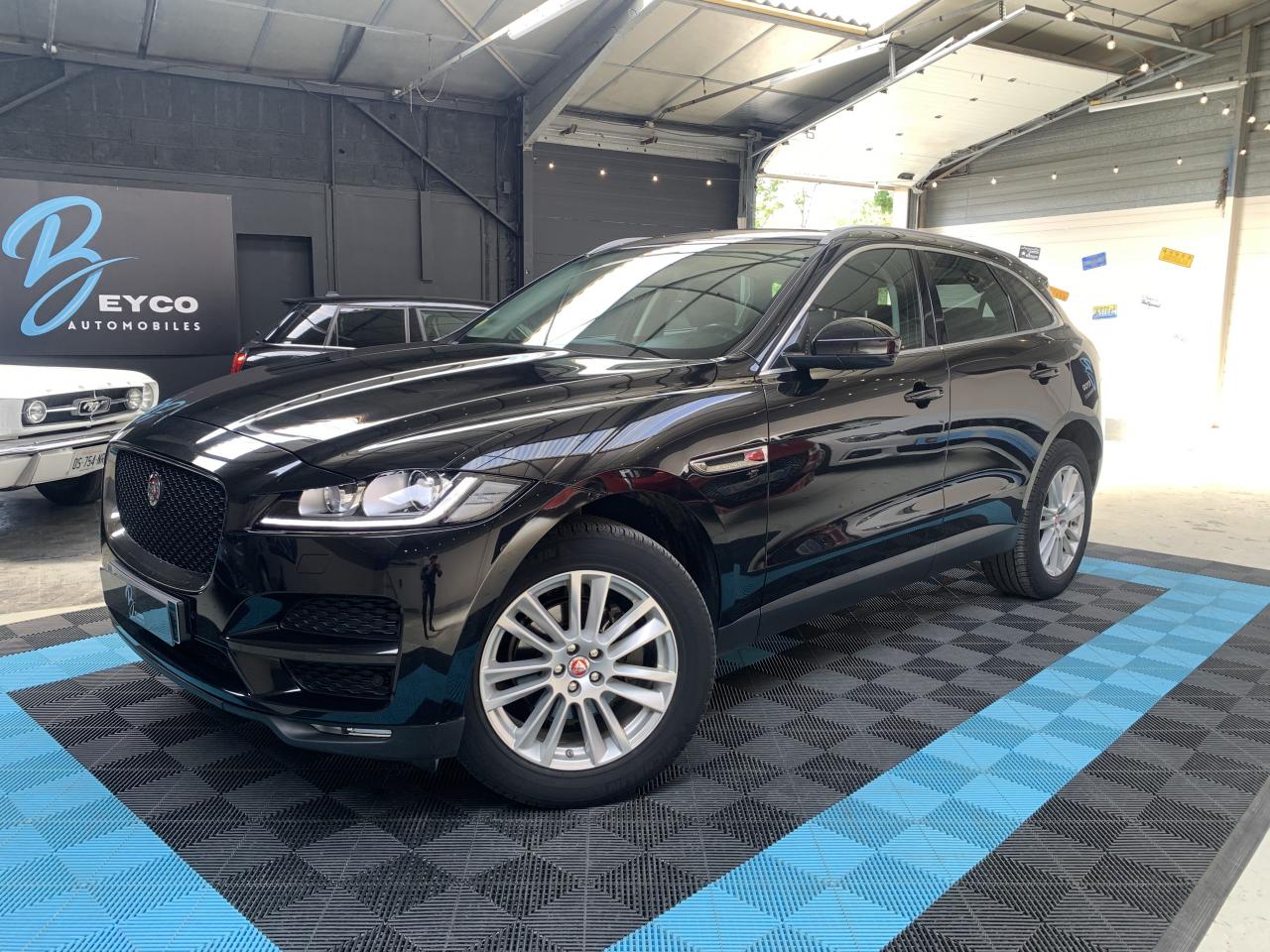 JAGUAR F-PACE 2.0 D 180 CH PRESTIGE BVA - GARANTIE 6 MOIS