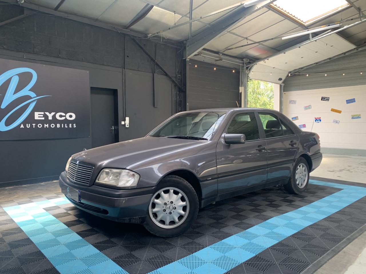 MERCEDES CLASSE C