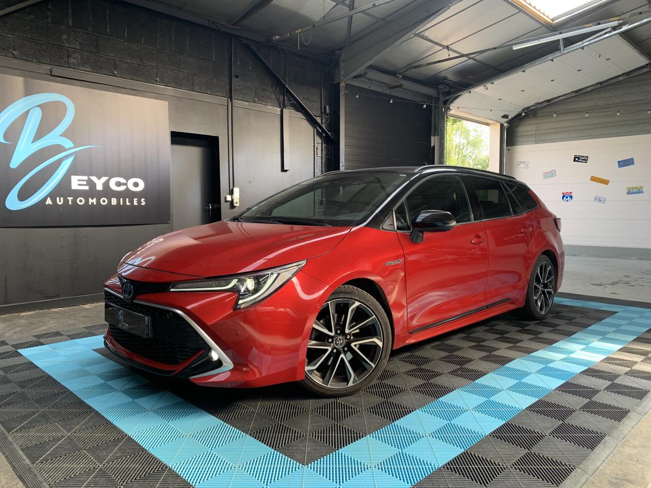 TOYOTA COROLLA