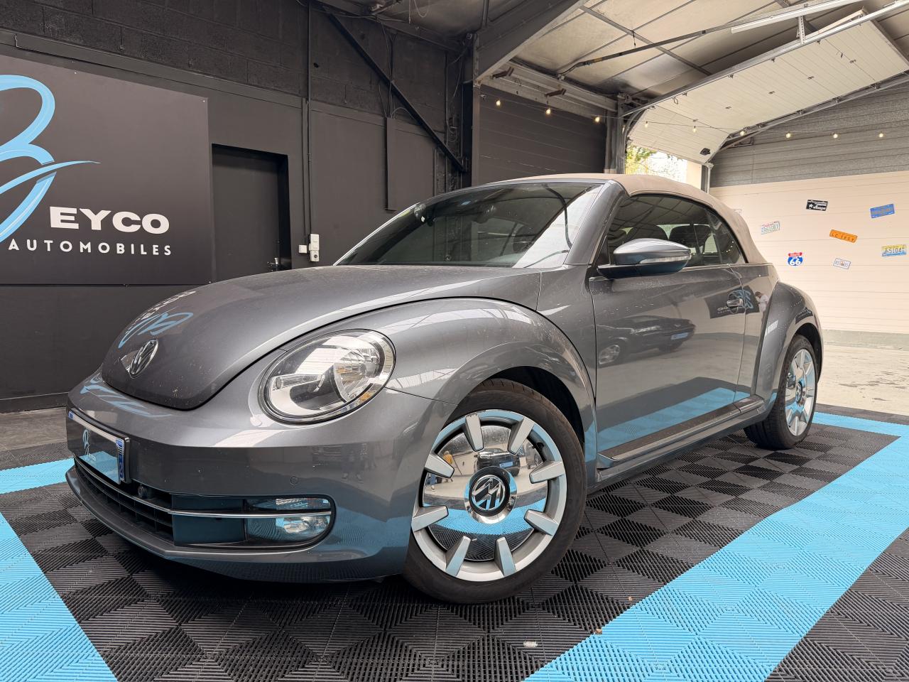 VOLKSWAGEN NOUVELLE COCCINELLE 1.6 TDI 105 CH VINTAGE - GARANTIE 6 MOIS