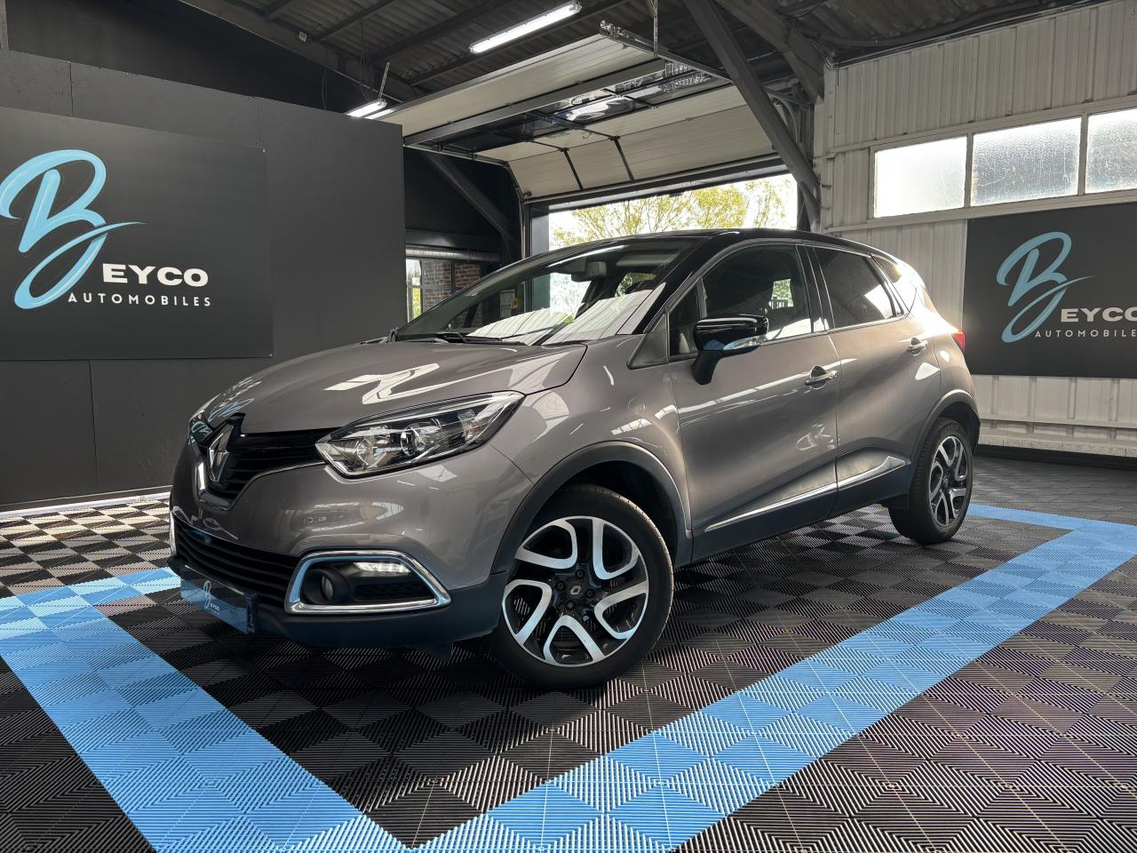 RENAULT CAPTUR