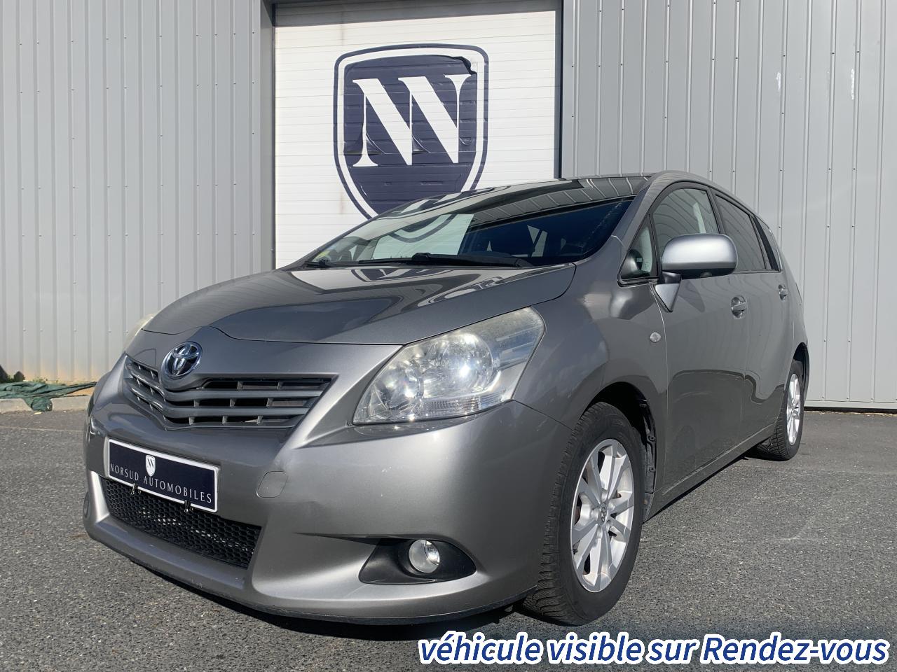 TOYOTA VERSO 126 CH D-4D SkyView