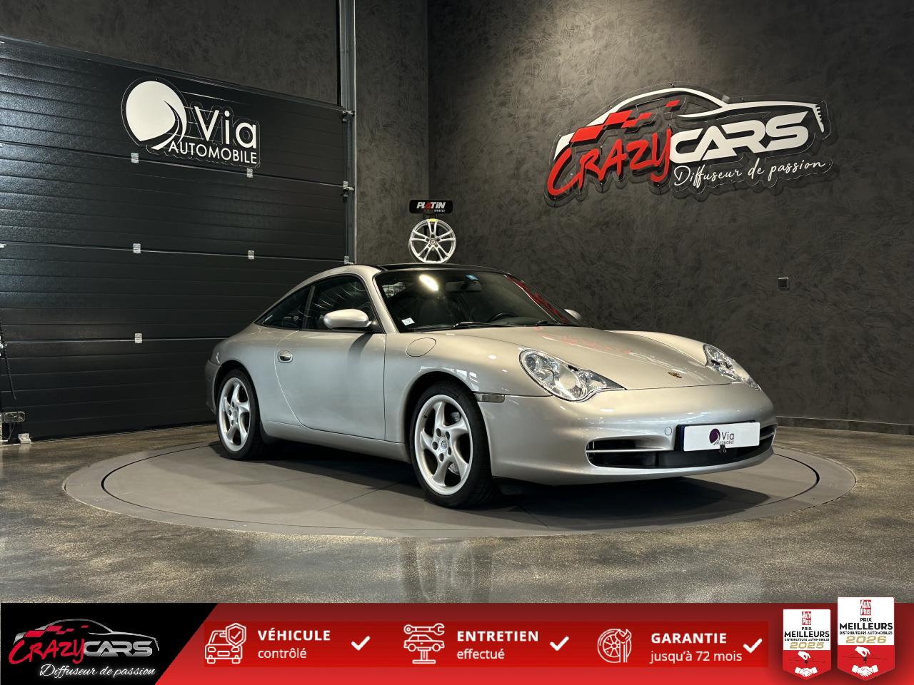 PORSCHE 911