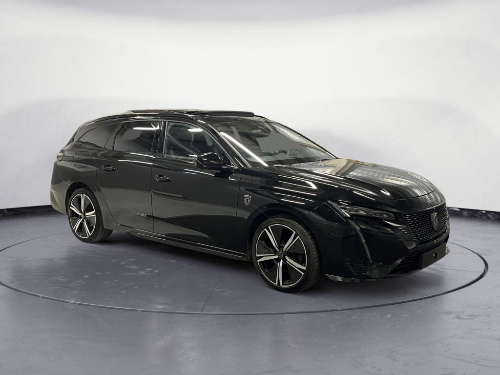 PEUGEOT 308 SW BlueHDi 130 EAT8 III SW BREAK GT - Toit Ouvrant - Caméra 360 - Attelage
