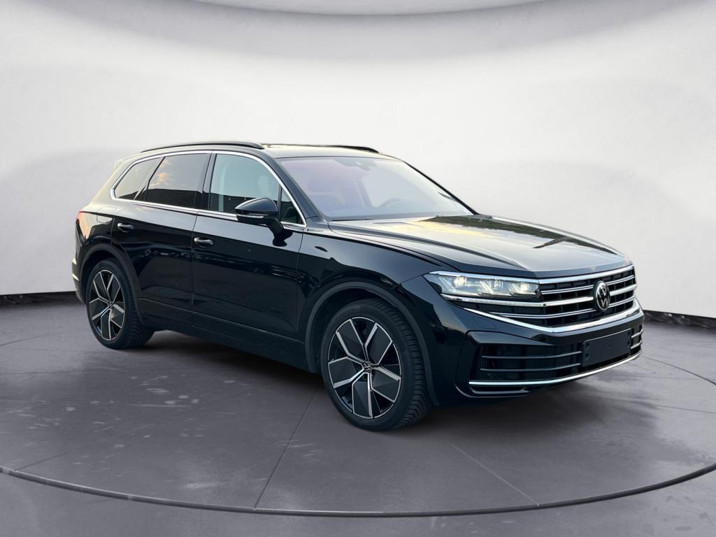 VOLKSWAGEN TOUAREG 3.0 eH 381Elegance 4M Toit pano - Dynaudio - Suspension Pneumatique