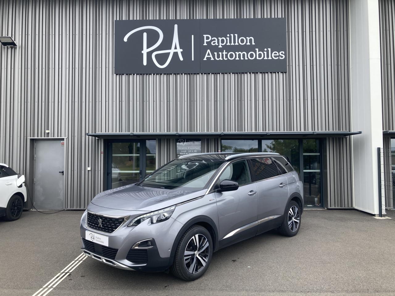 PEUGEOT 5008