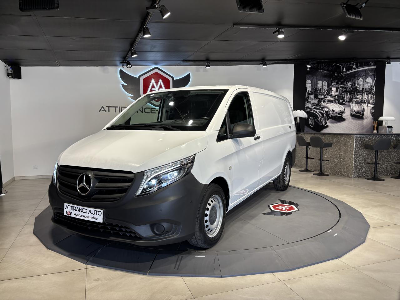 MERCEDES VITO