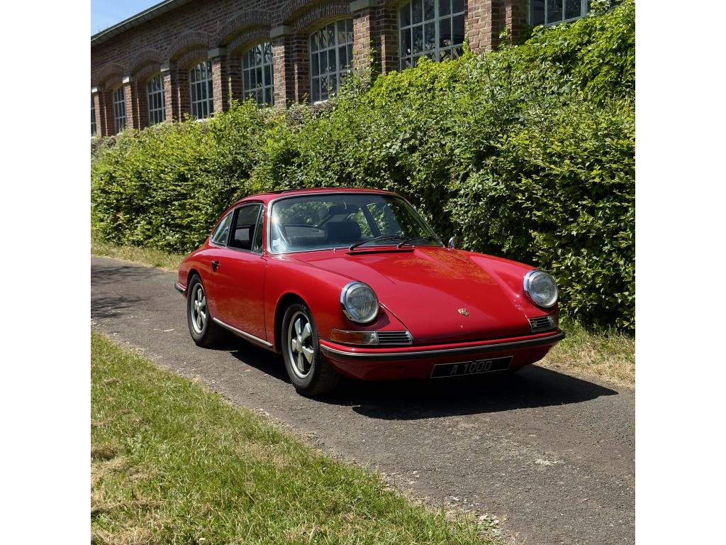 PORSCHE 911 2.0 S