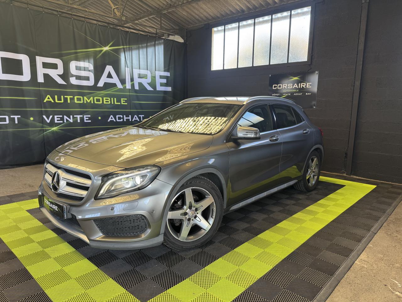 MERCEDES GLA