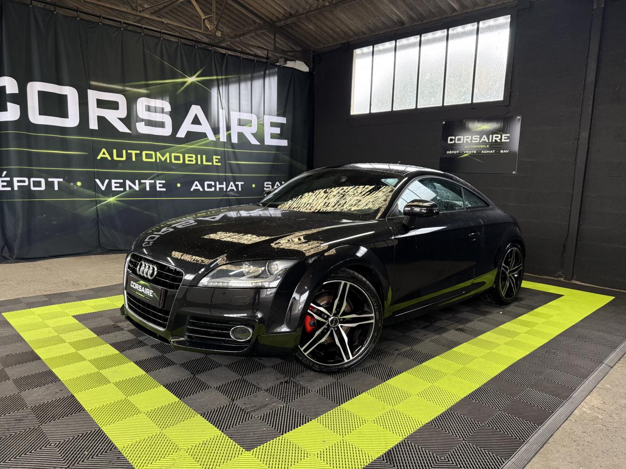 AUDI TT