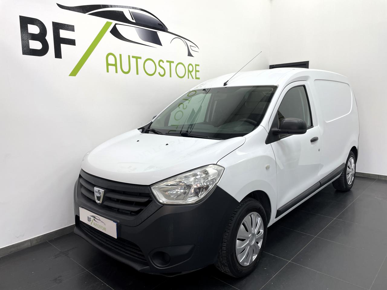 DACIA DOKKER 1.5 dCi FAP - 75 (cloison vitrée)  VAN . PHASE 1