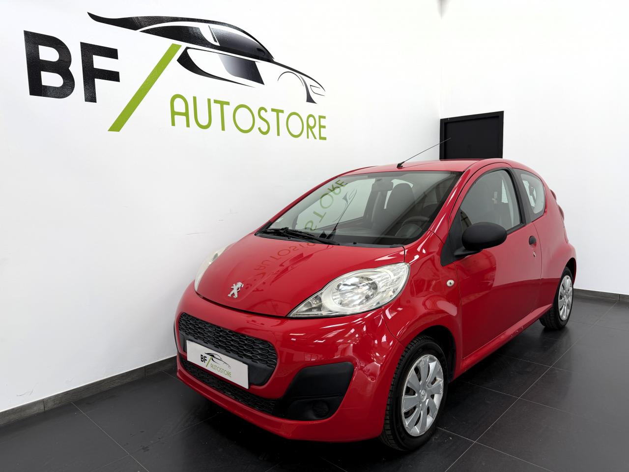 PEUGEOT 107 1.0i 12V  BERLINE Active (MOTEUR TOYOTA A CHAINE DE DISTRIBUTION)