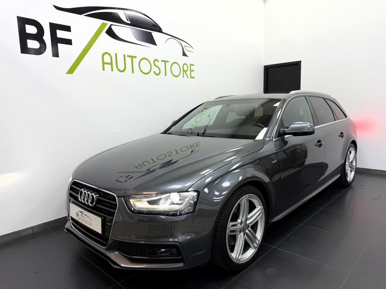 AUDI A4