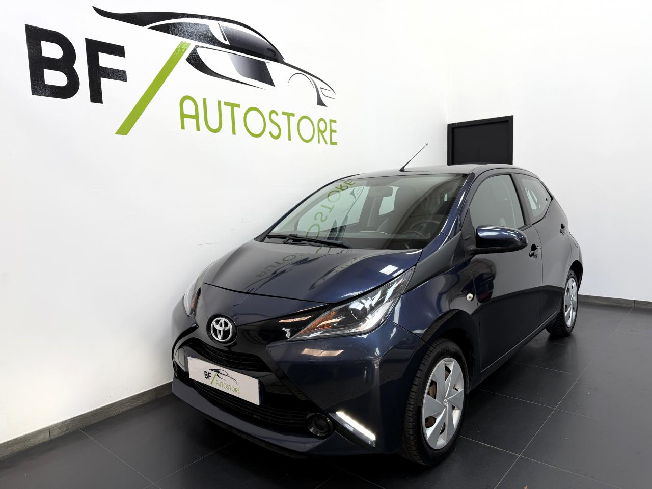 TOYOTA AYGO II 1.0 VVT-i  x-play