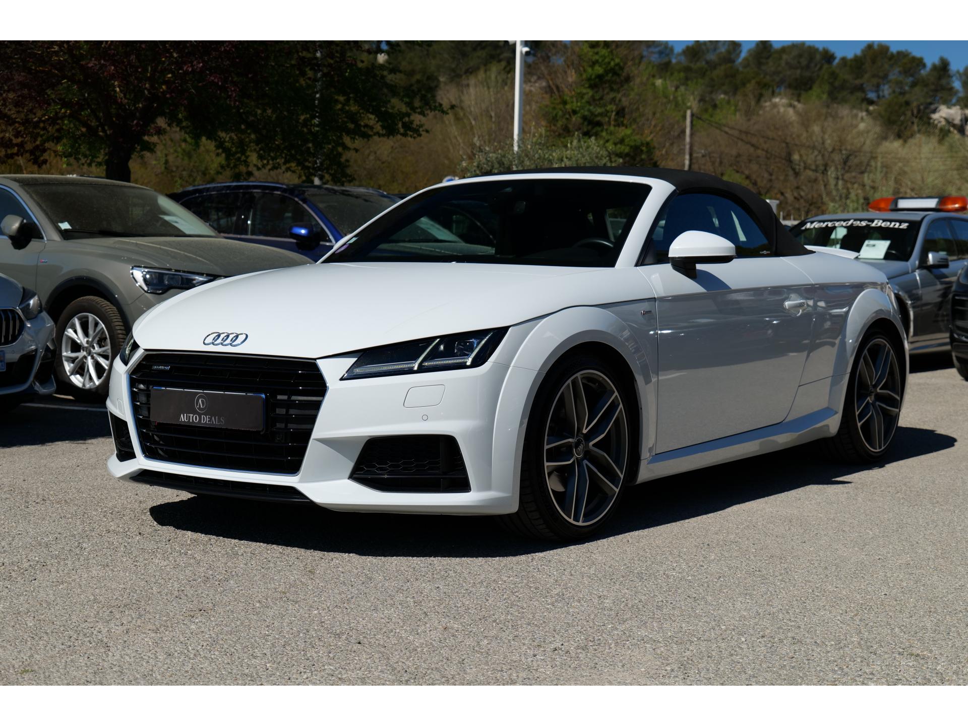 AUDI TT