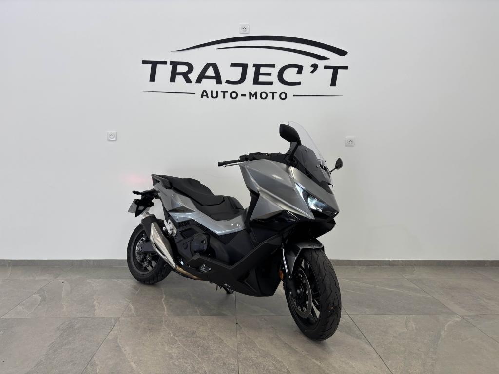 HONDA FORZA 750