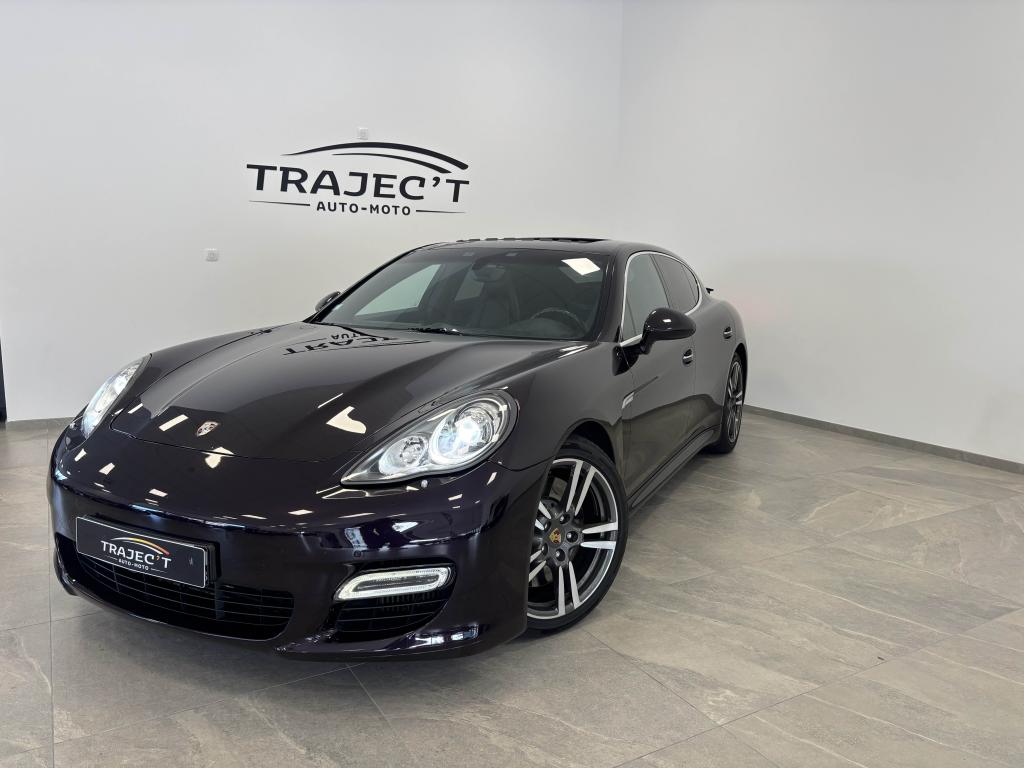 PORSCHE PANAMERA