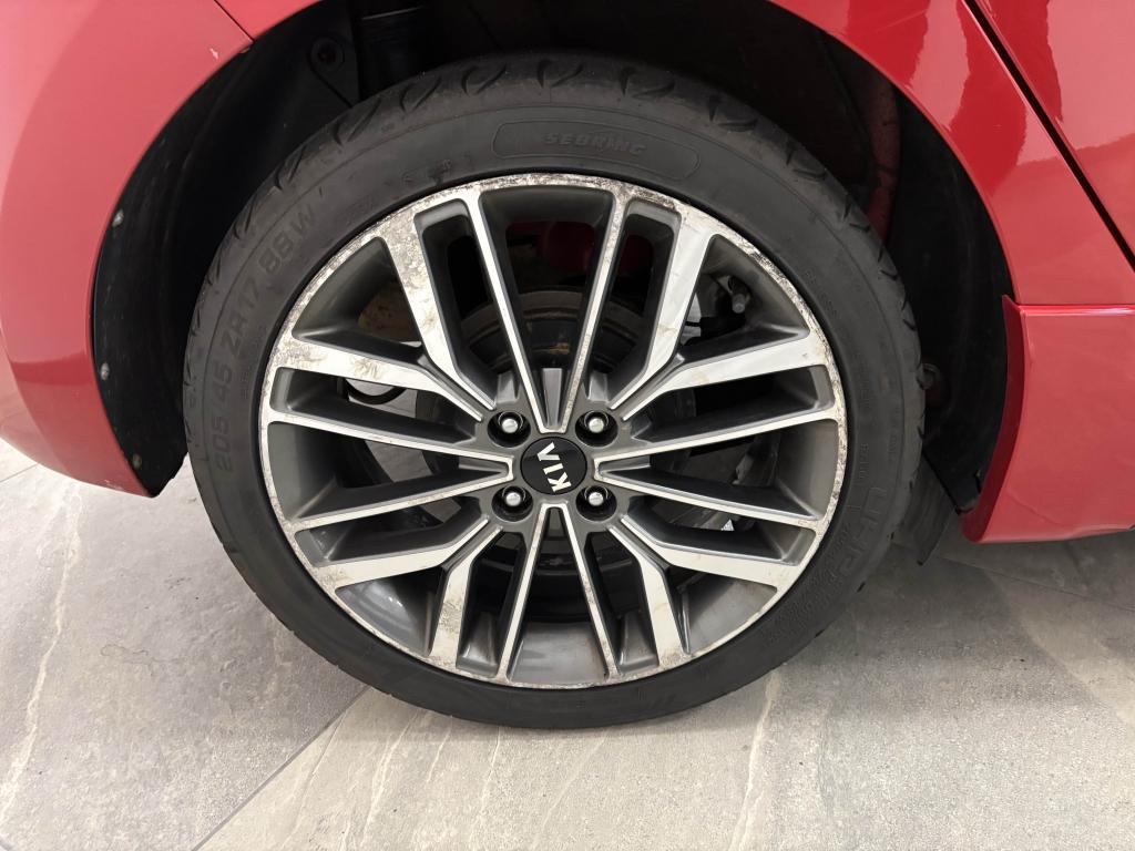 KIA RIO – photo 22 sur 25