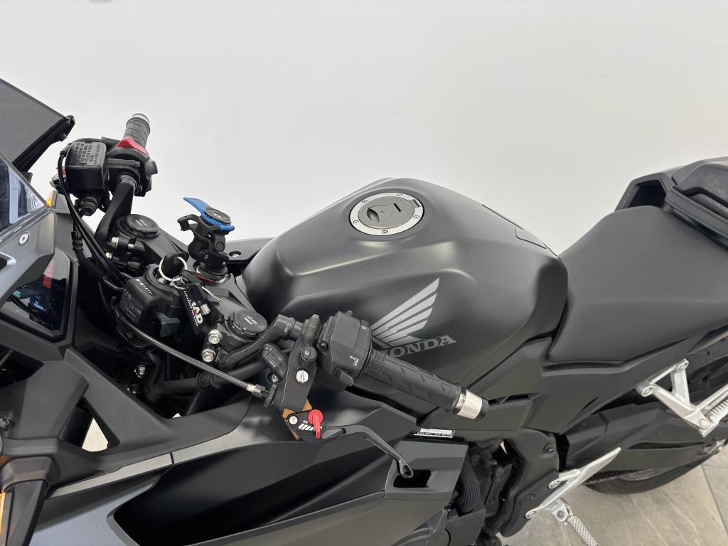 HONDA CBR – photo 15 sur 16