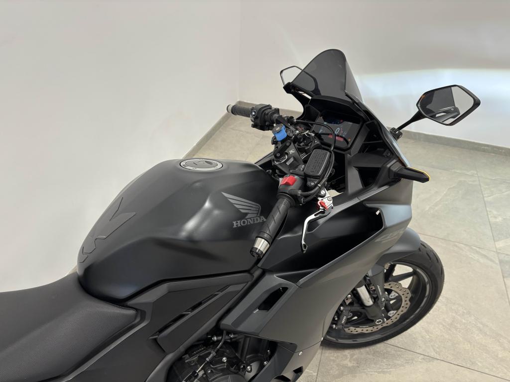 HONDA CBR – photo 7 sur 16