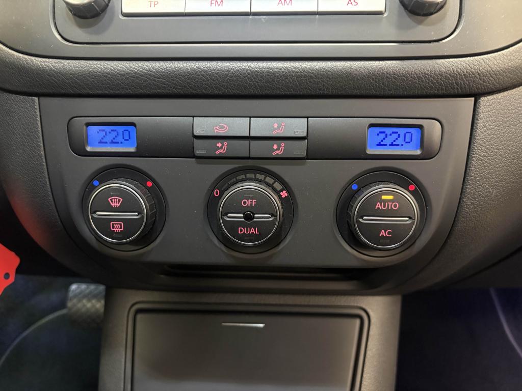 VOLKSWAGEN GOLF+ – photo 13 sur 28