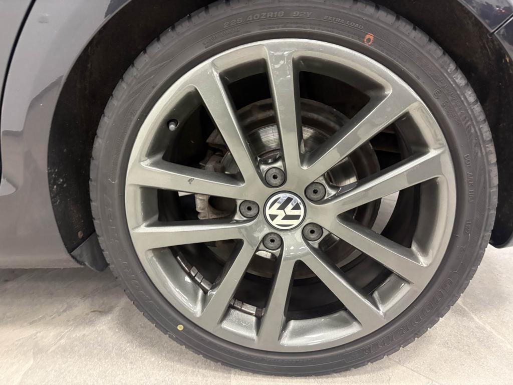VOLKSWAGEN GOLF+ – photo 27 sur 28