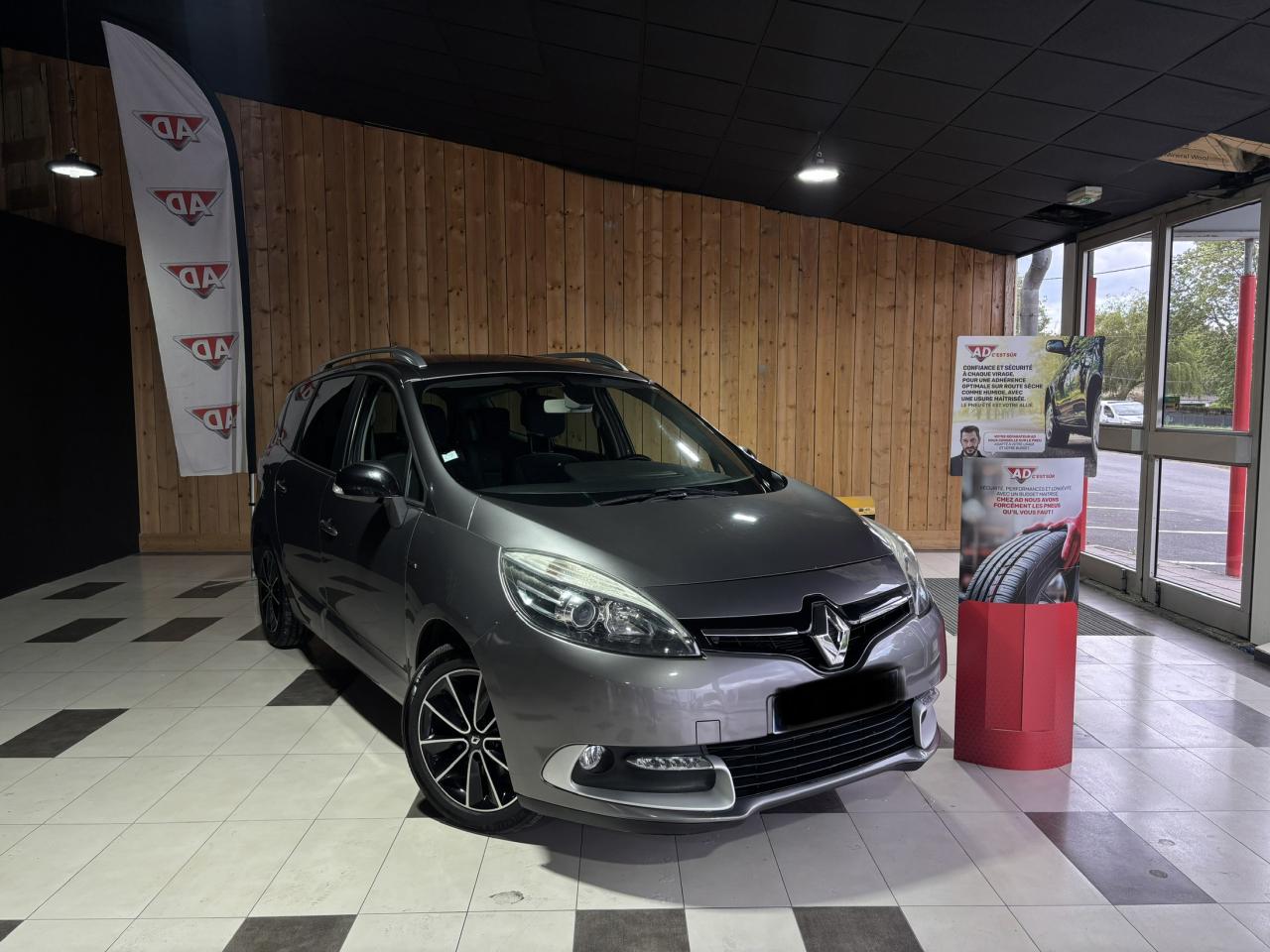 RENAULT SCENIC