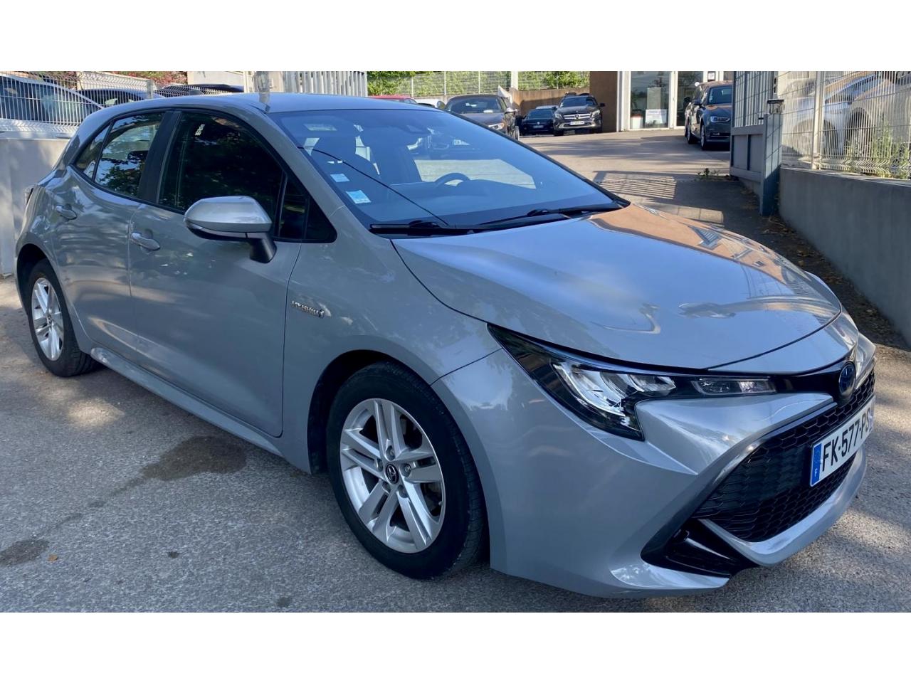 TOYOTA COROLLA Hybride 122h - BV CVT Dynamic Business