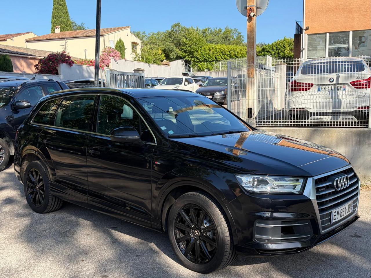 AUDI Q7 Quattro 3.0 V6 TDI 272 - BVA Tiptronic - 7pl  S-Line
